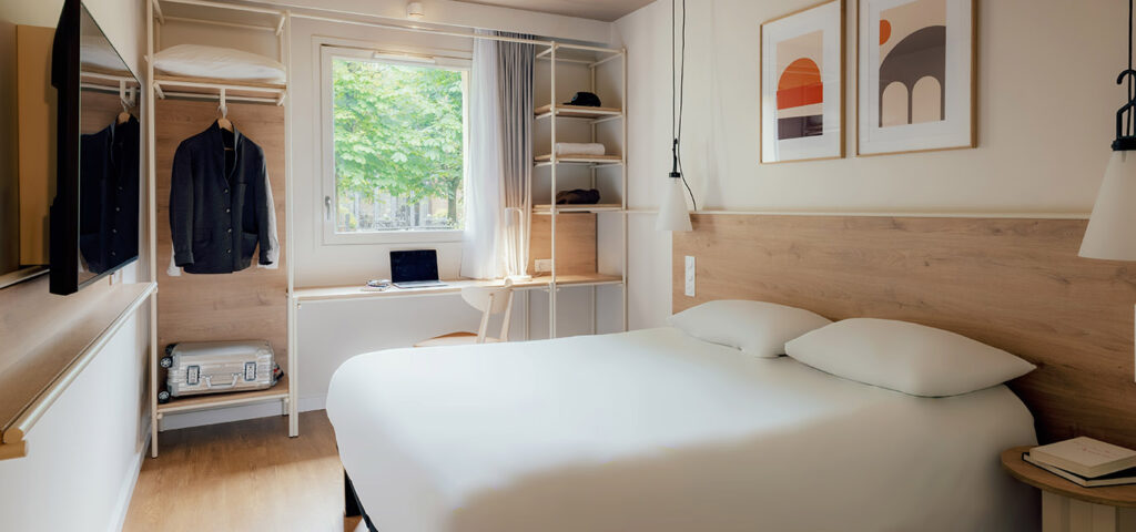 Chambre double de l'hôtel Ibis Maisons Laffitte