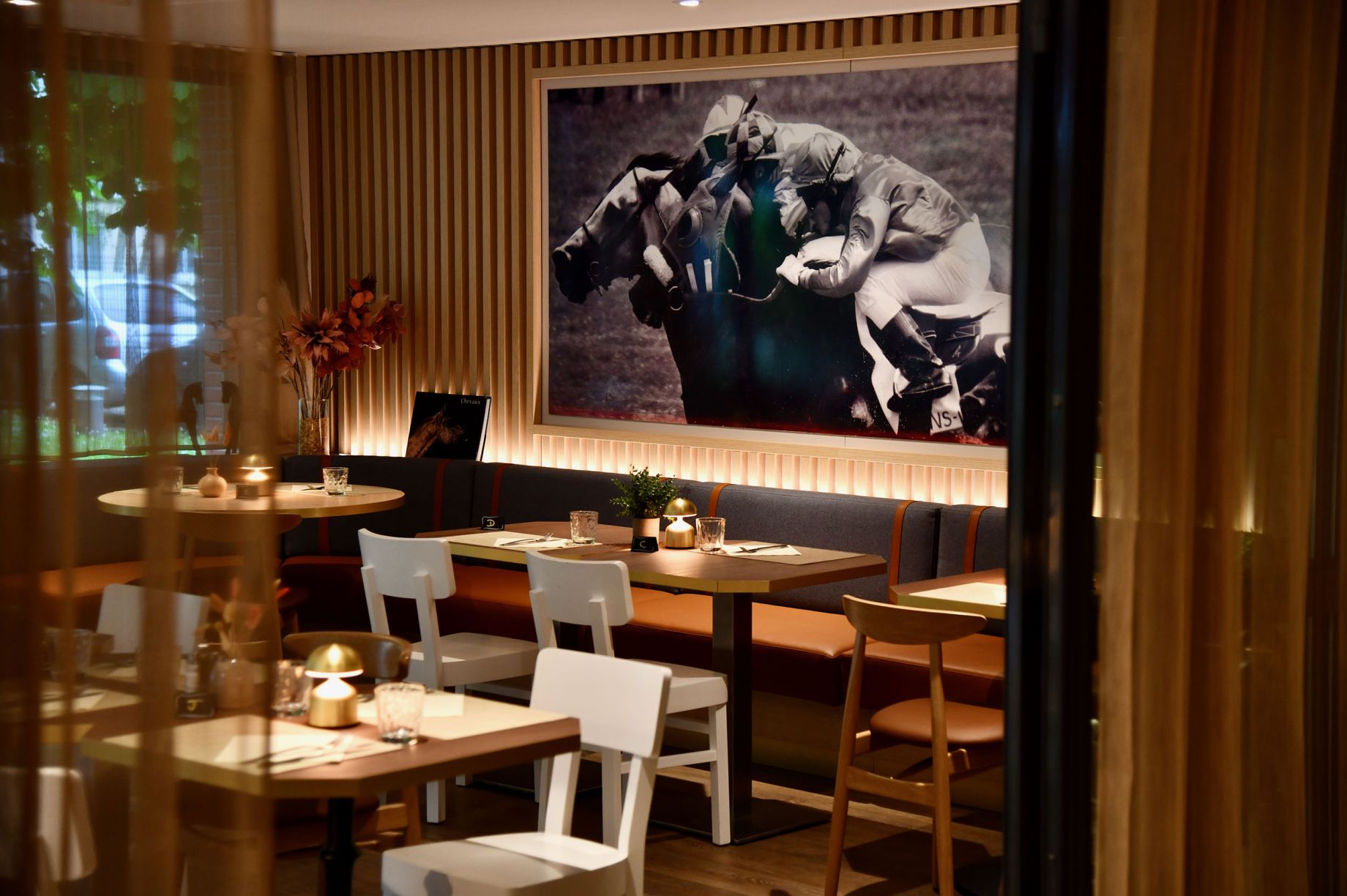 Veranda de l'hôtel Ibis Maisons Laffitte