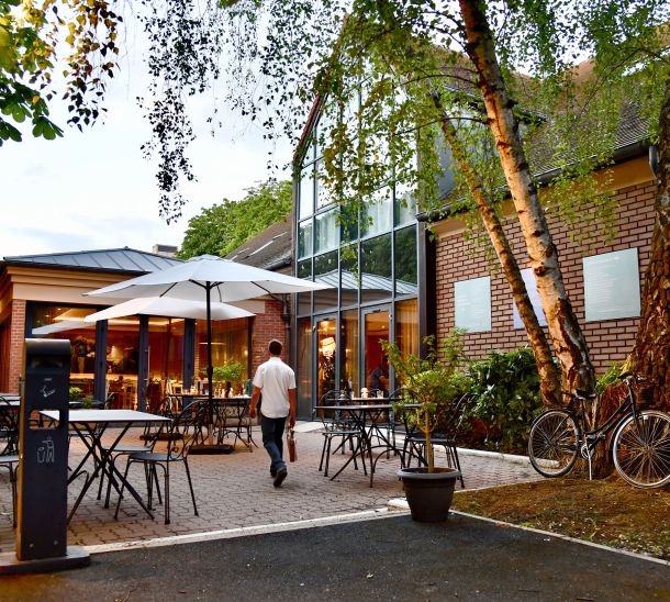 Terrasse de l'hôtel Ibis Maisons Laffitte